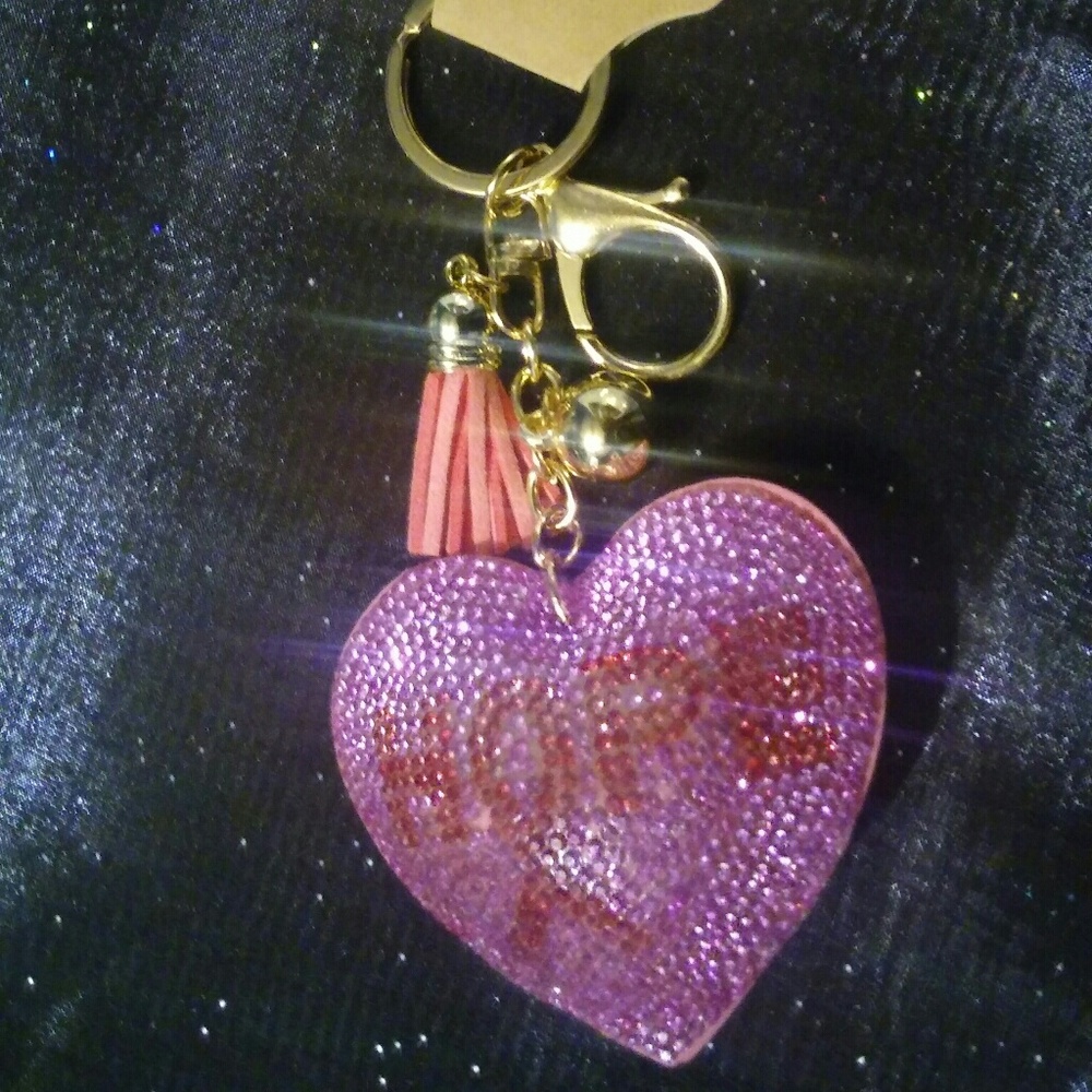 Breast cancer awareness keychain